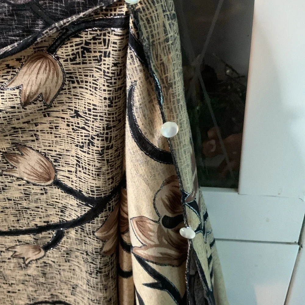 Woven Floral Fringe Wrap - Gold and Black